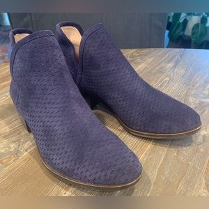 Lucky Brand women's Baley suede ankle boot